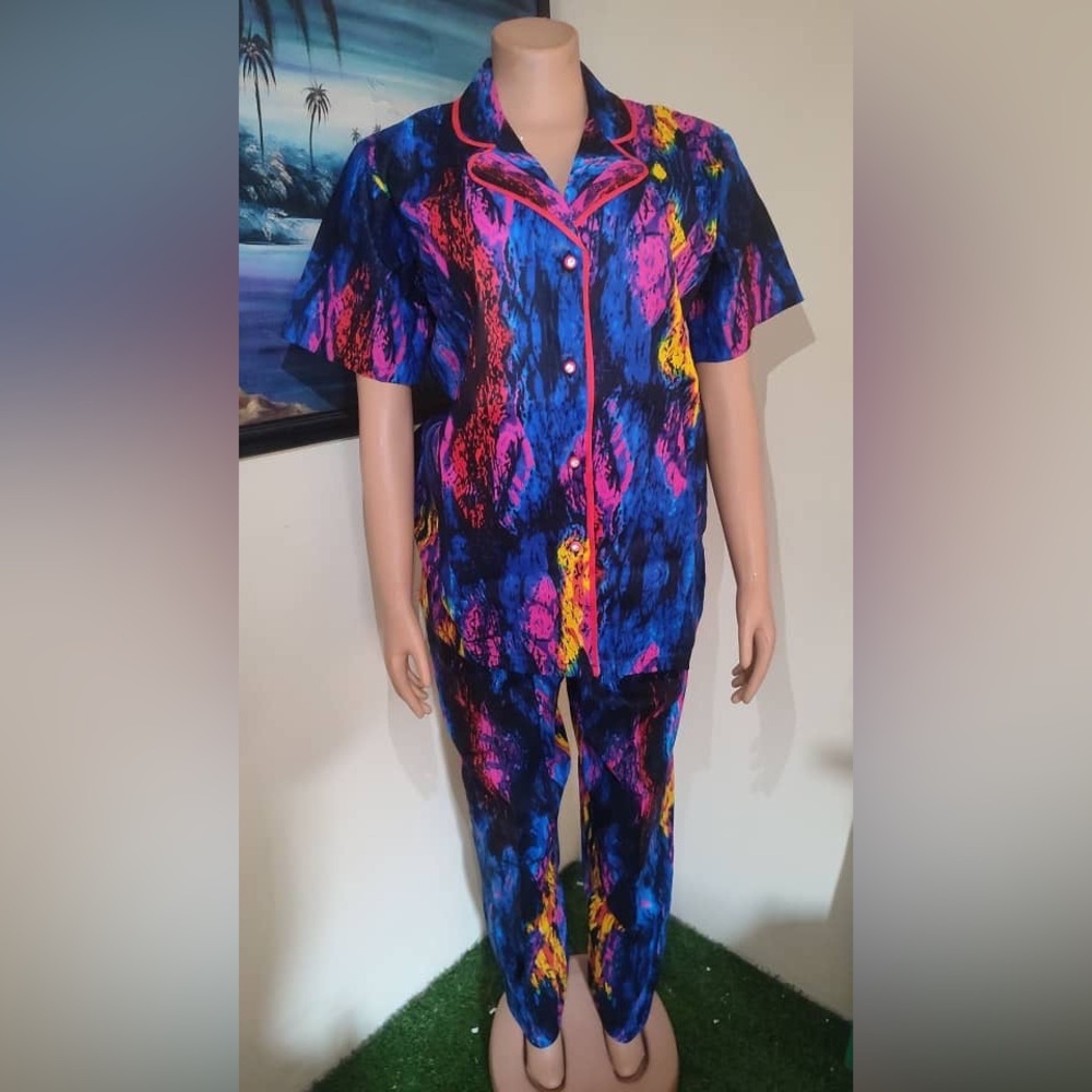 Two piece pant set